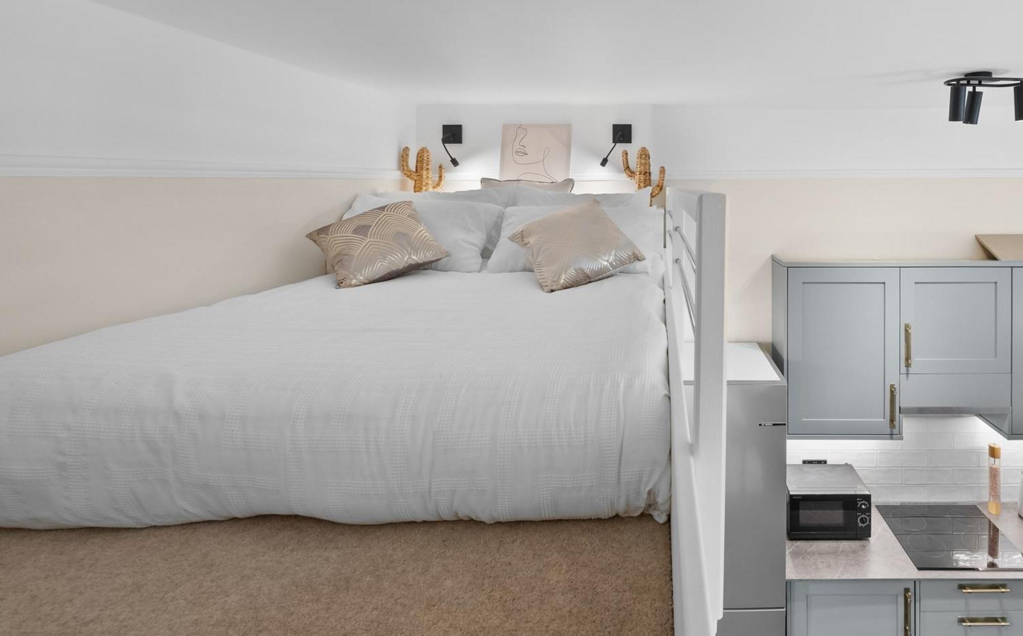 Vichy - The Hampstead Star | Prime Location Apartment London Exterior photo